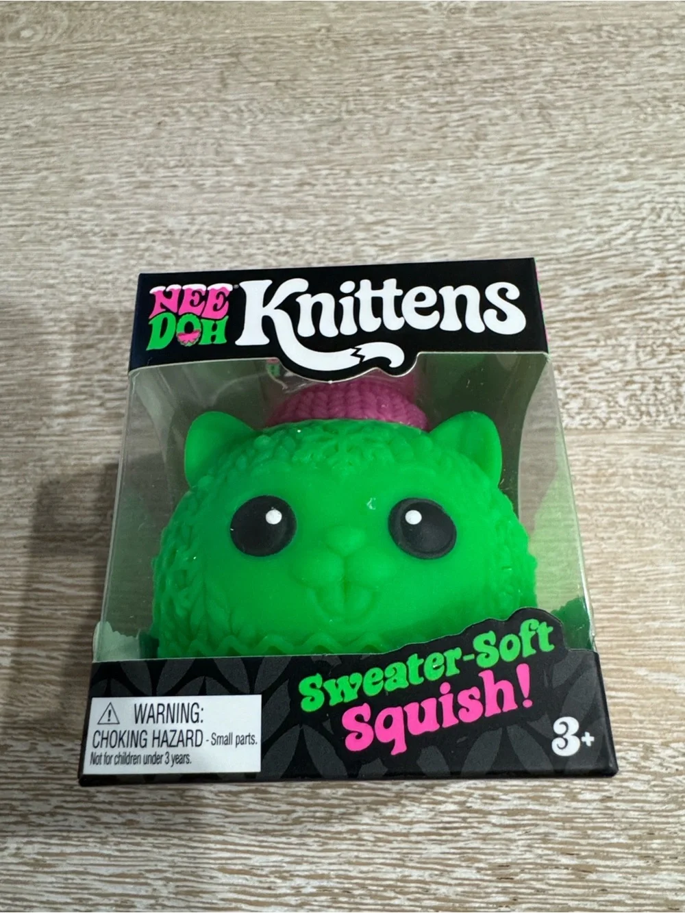 NeeDoh Knittens Sweater-Soft Squish - Green with Pink hat
